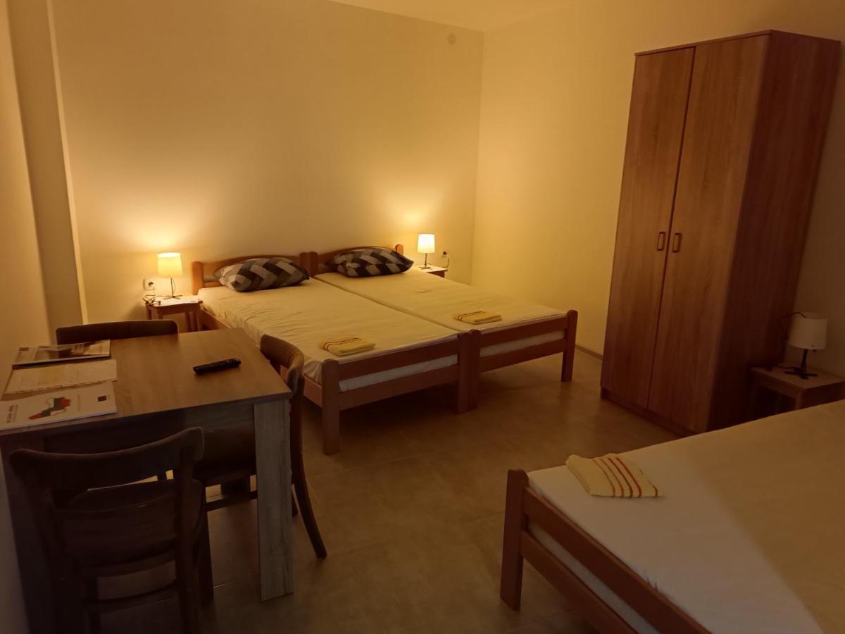 Ferienwohnung Adamovic Pirot Exterior foto