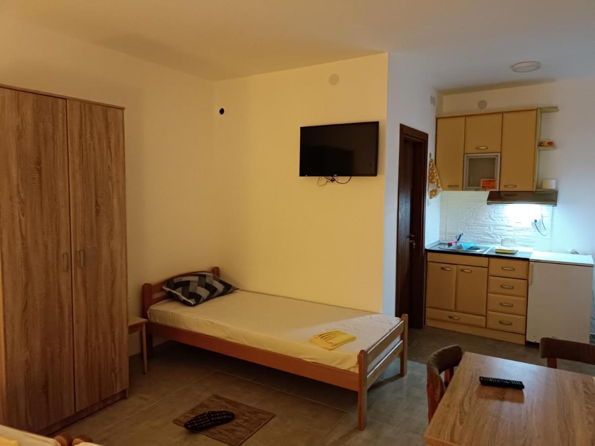 Ferienwohnung Adamovic Pirot Exterior foto